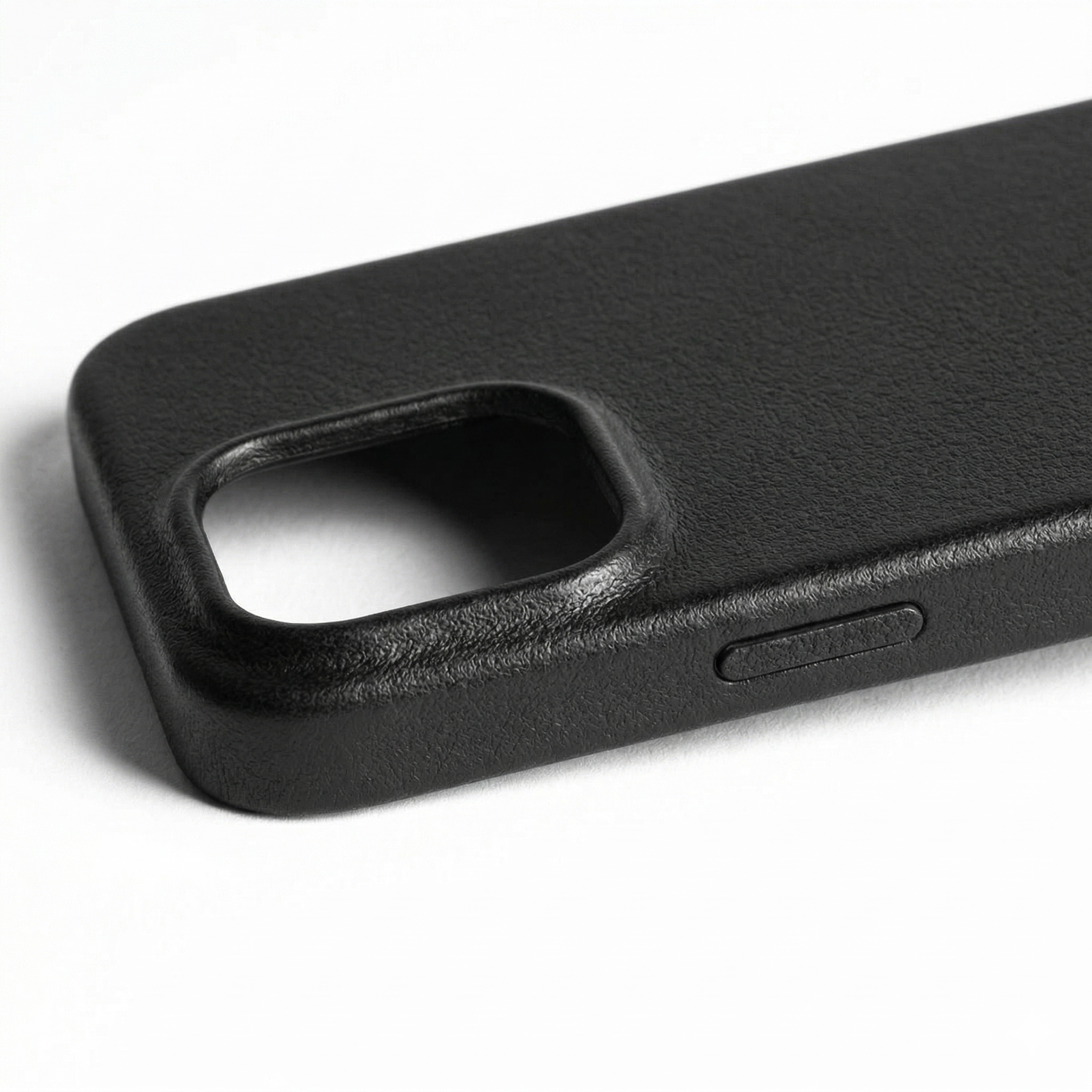 Classic Leather Case for iPhone 15 Pro Max