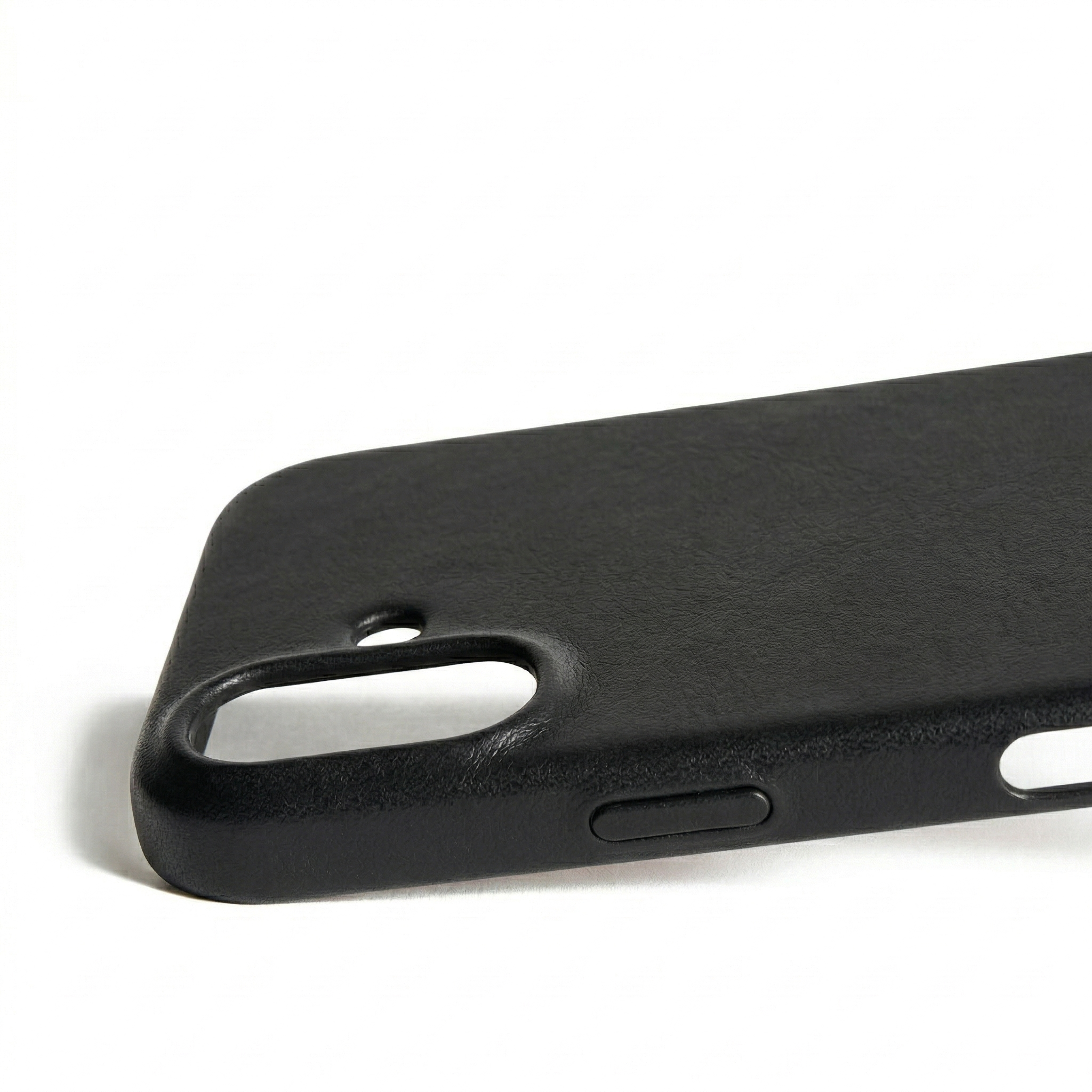 Classic Leather Case for iPhone 17