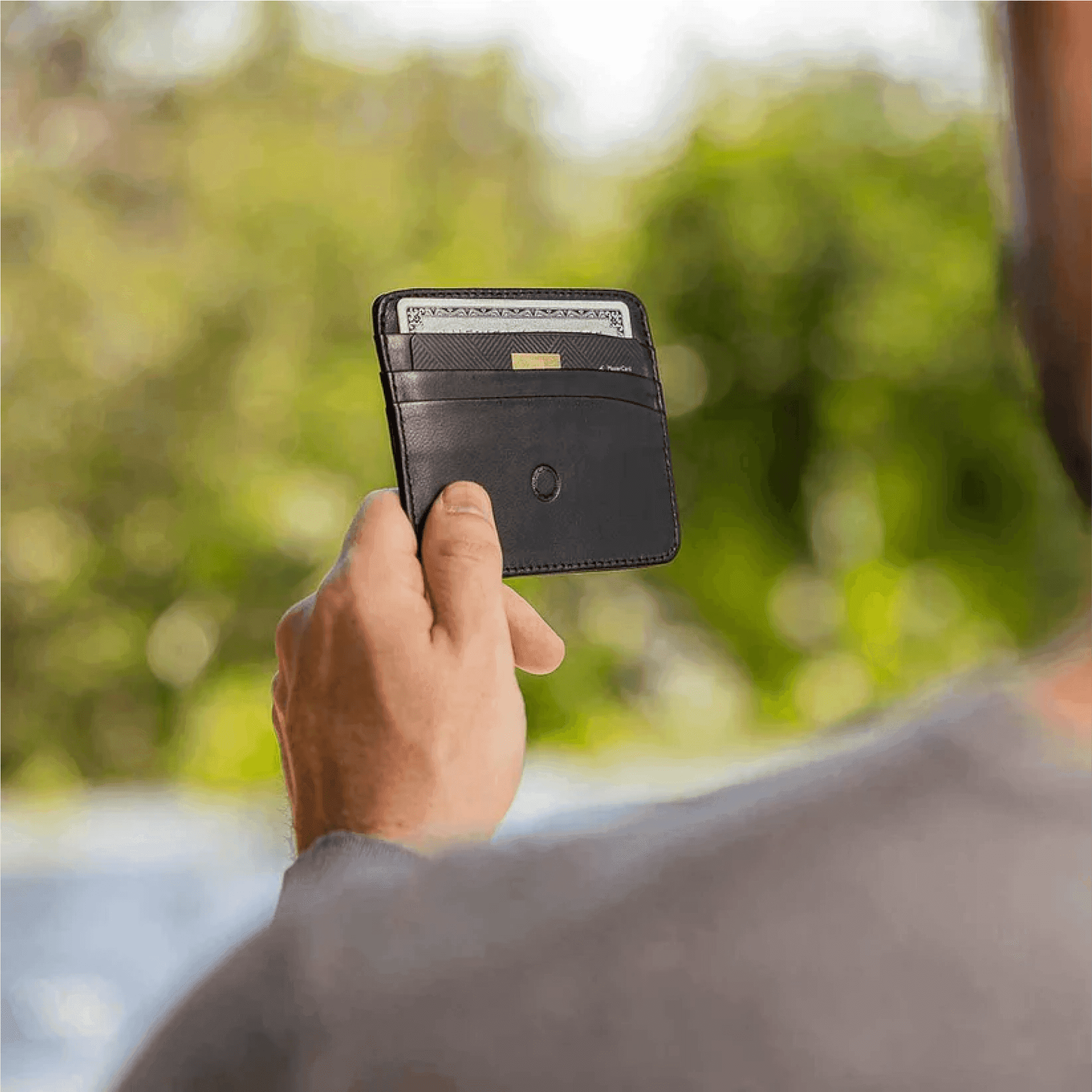 Ultra-Thin Genuine Leather Minimalist Wallet | 6 Card Slots